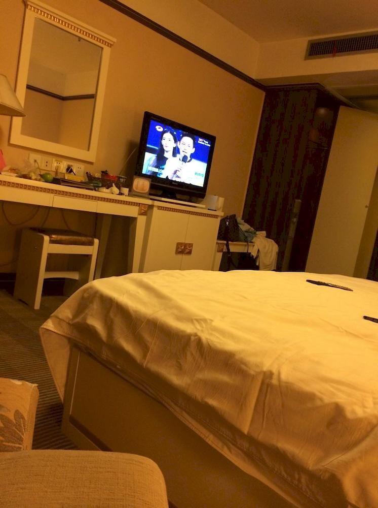 Yantai Asia Hotel Extérieur photo