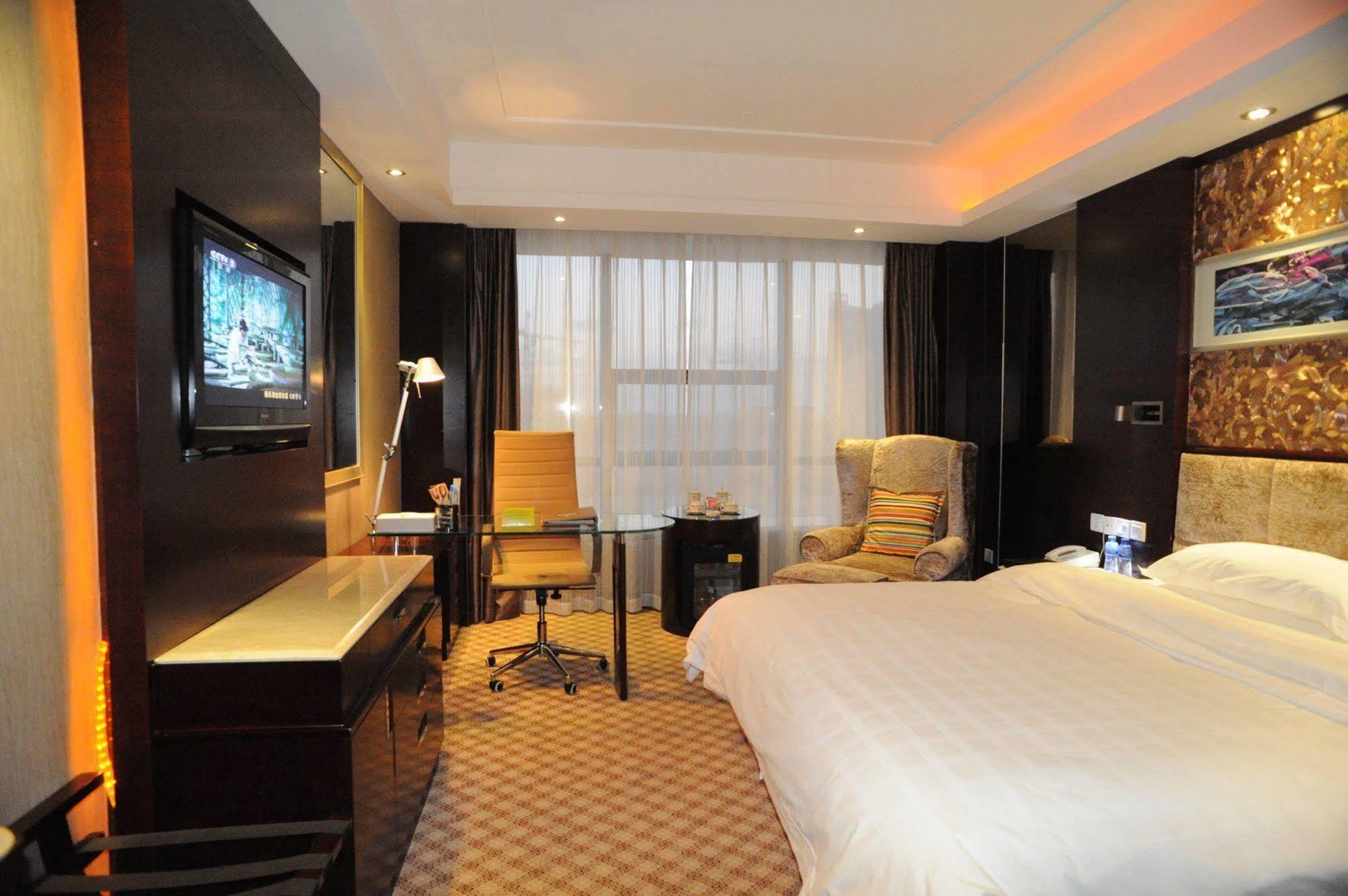 Yantai Asia Hotel Extérieur photo