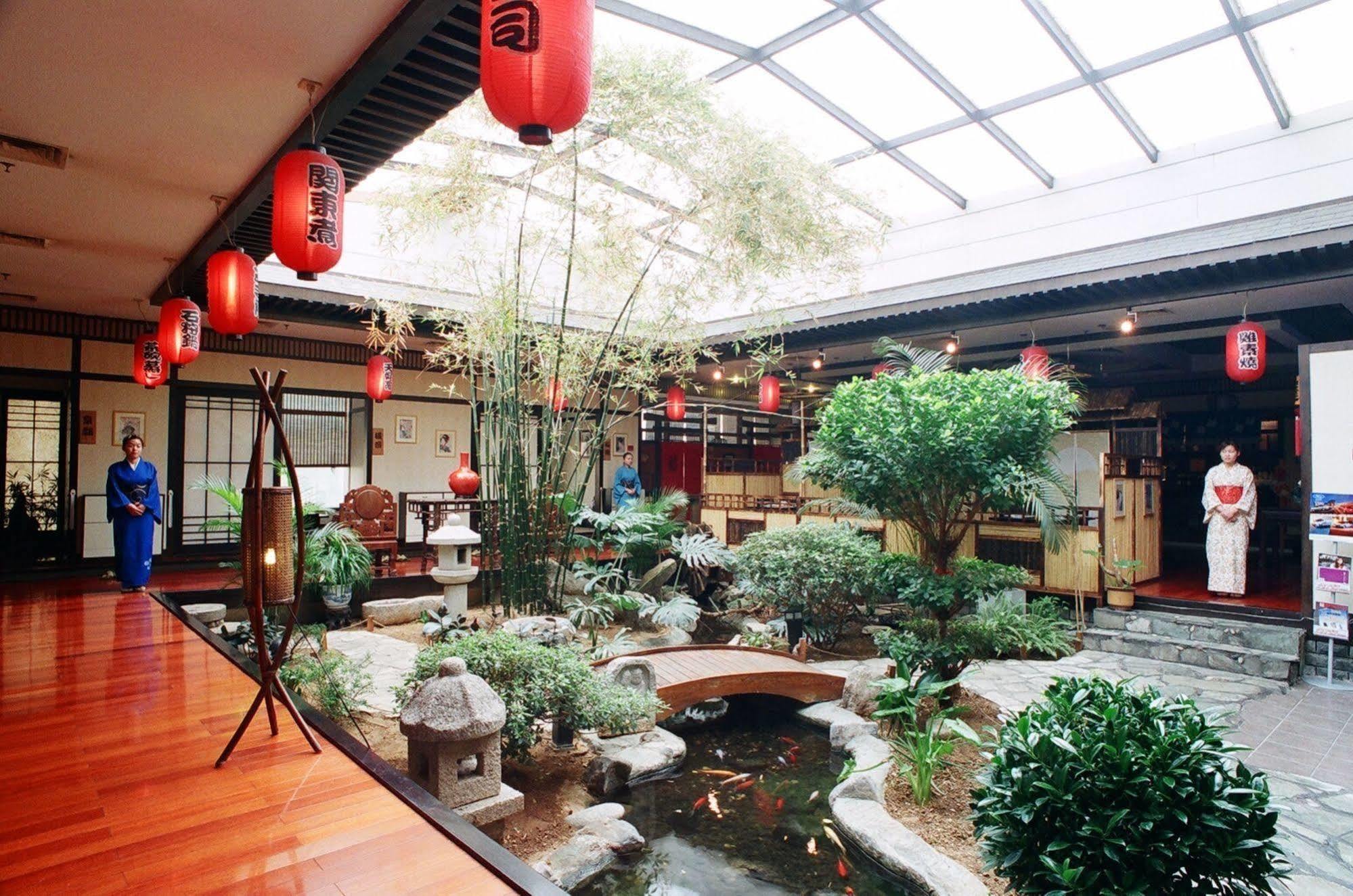 Yantai Asia Hotel Extérieur photo